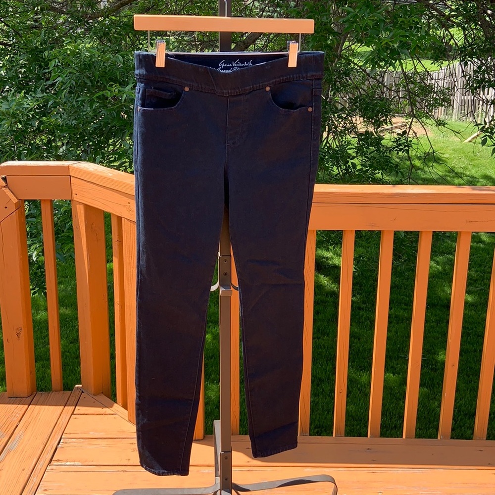 🔆 Size 6 Gloria Vanderbilt Pull-on Jeans